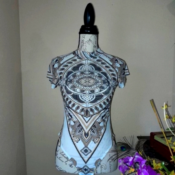 NWOT Mesh Artistic Design Bodysuit - Picture 2 of 7